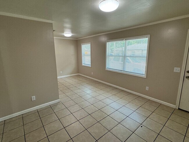 Foto del edificio - Cozy and Affordable 1/1 Duplex in Dothan AL - Accepting Section 8!