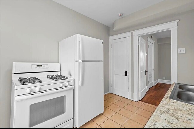 5H3A8792 - 3246 S Compton Ave