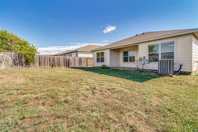 Building Photo - 2114 Pine Knoll Way