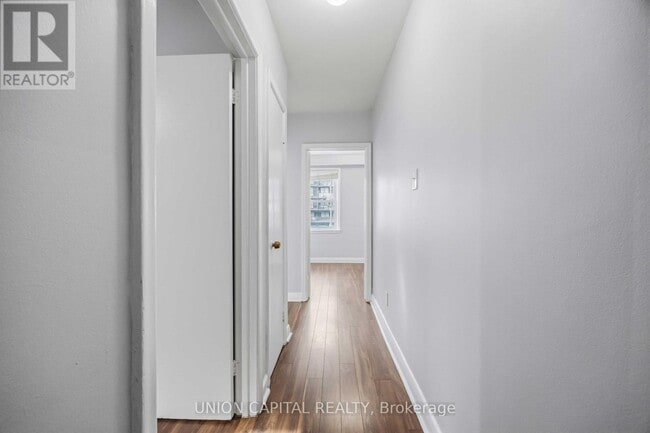 Building Photo - 515 Marlee Ave