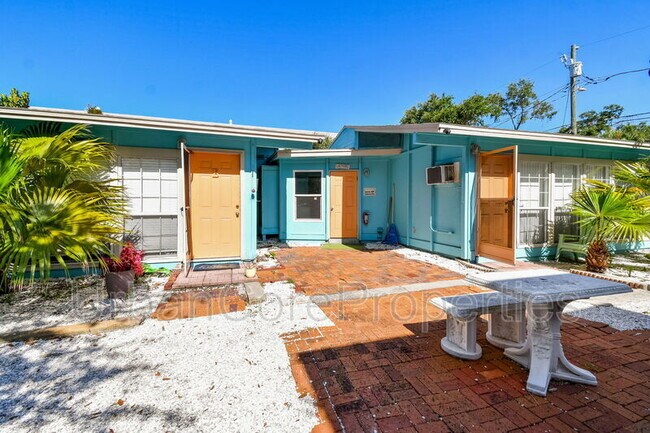 Foto del edificio - 321 24th Ave N