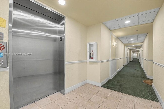 Building Photo - 7000 SW 80th St