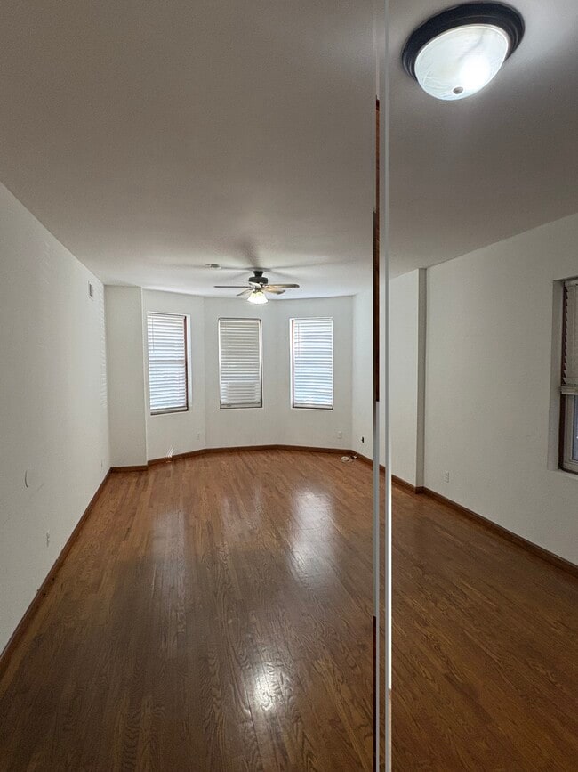 Building Photo - 111 Niagara St