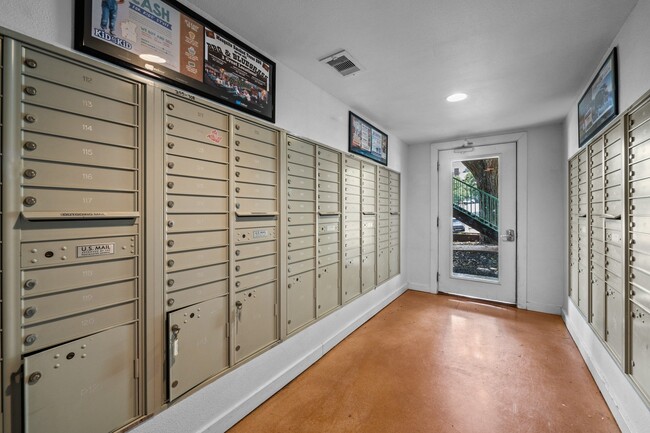 Building Photo - Timbercreek Apartments