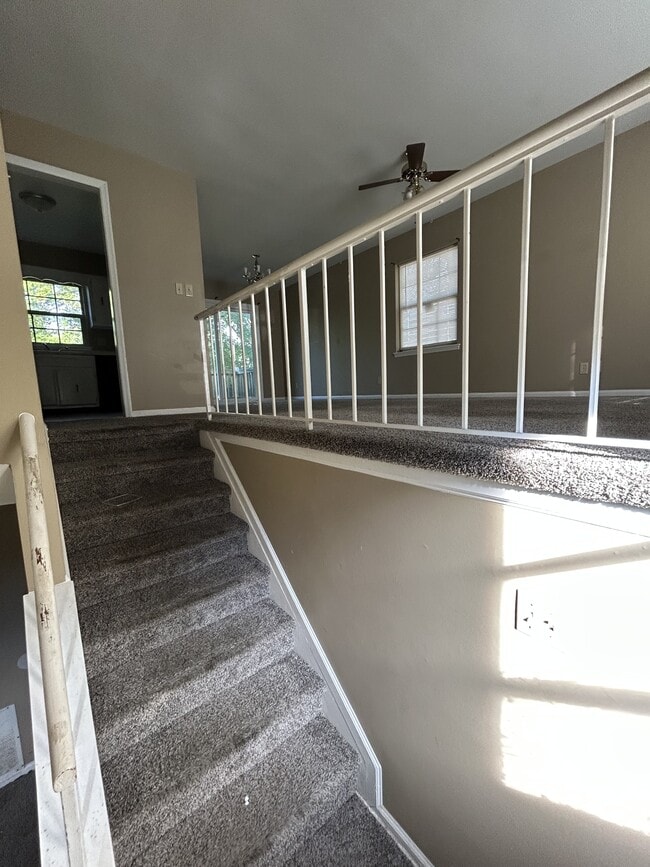 Foto del edificio - 2117 Ridge Rd