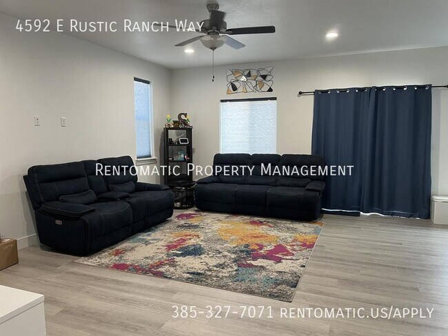 Foto del edificio - 4592 Rustic Ranch Way