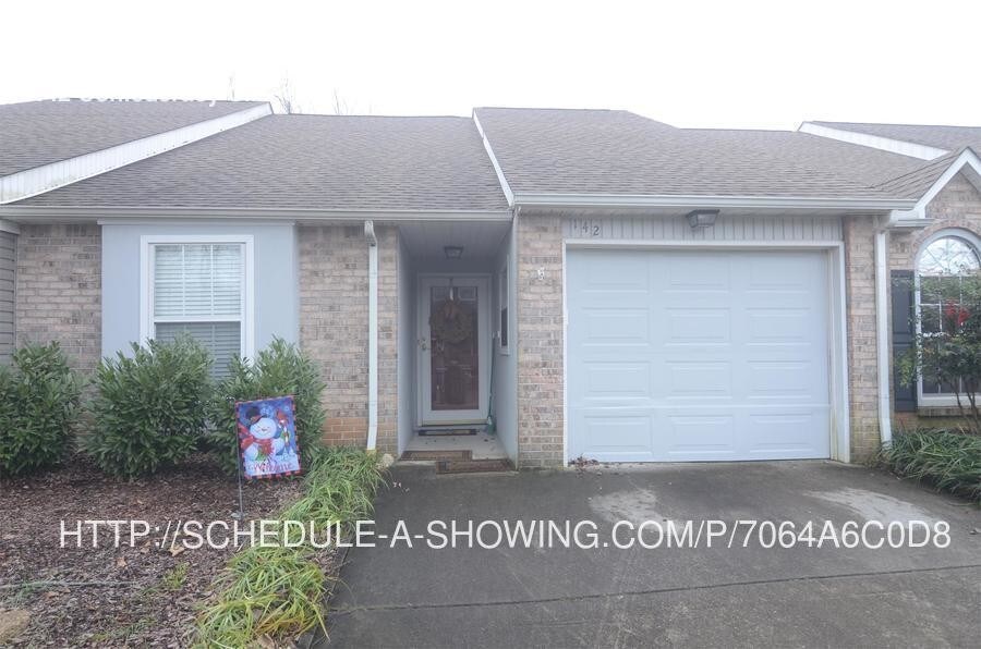 Foto principal - 142 Confederacy Cir