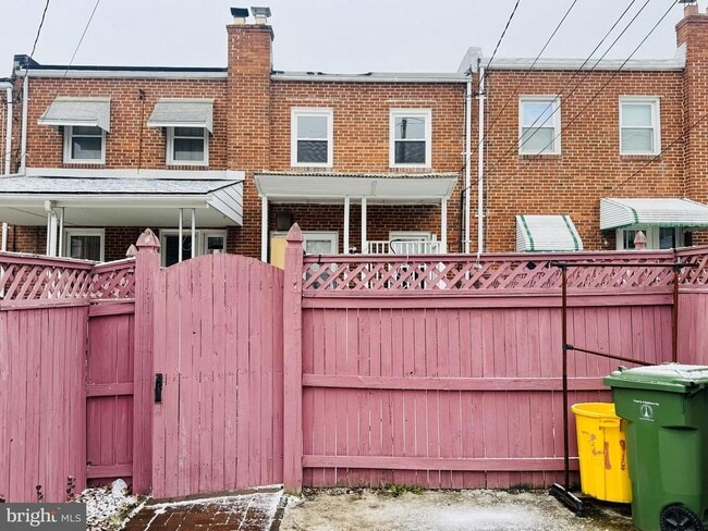 Foto del edificio - 4118 Buena Vista Ave