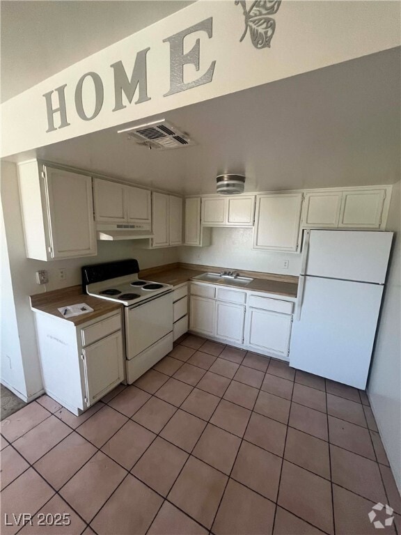 Building Photo - 4380 N Vornsand Dr