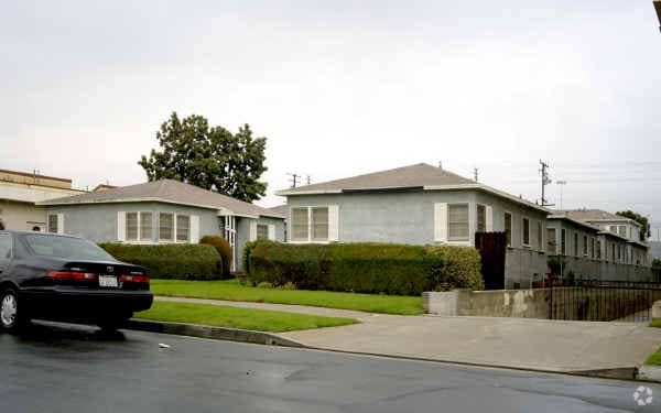 Building Photo - Osage Garden Apartments