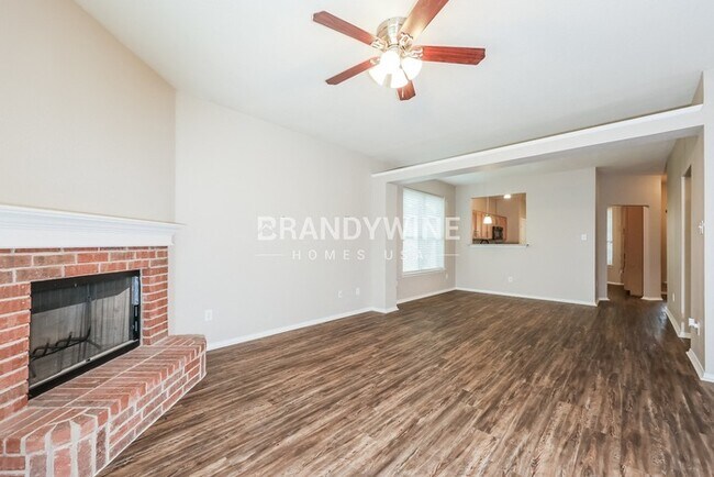 Building Photo - 1032 Buffalo Springs Dr