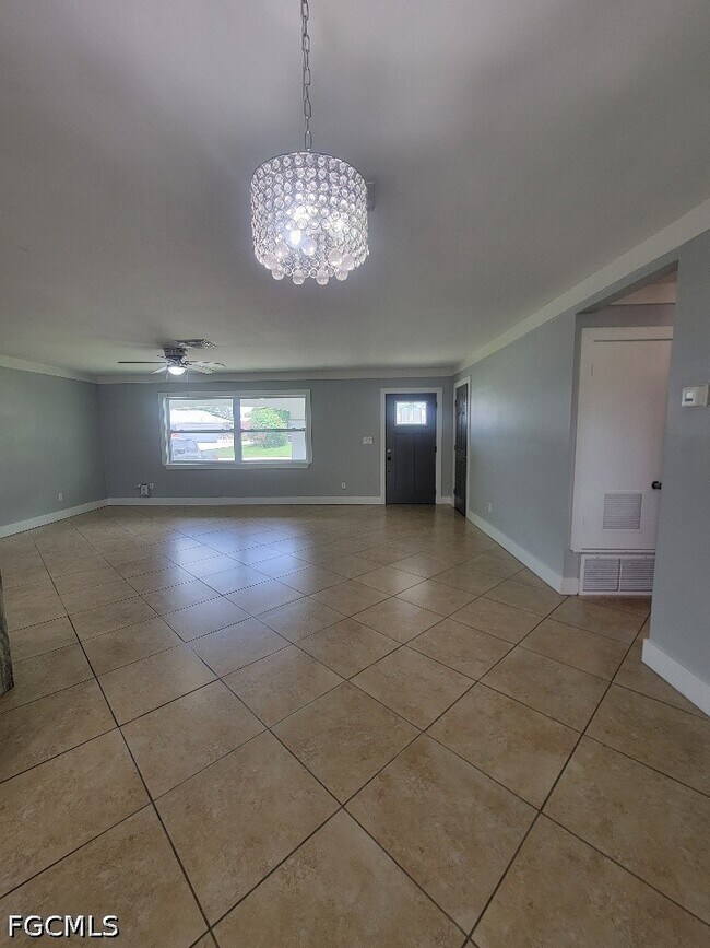 Foto del edificio - 203 Redcliff Ave
