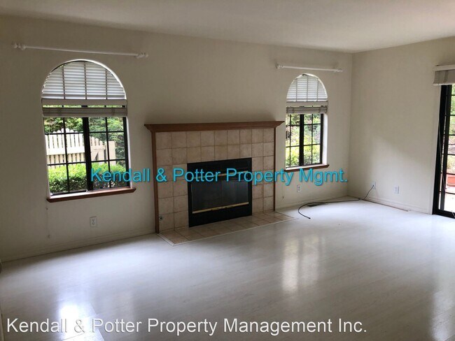 Foto del edificio - 3 br, 2.5 bath House - 320 Oak Creek Blvd