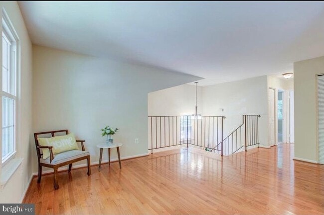 Building Photo - 10050 Wood Sorrels Ln