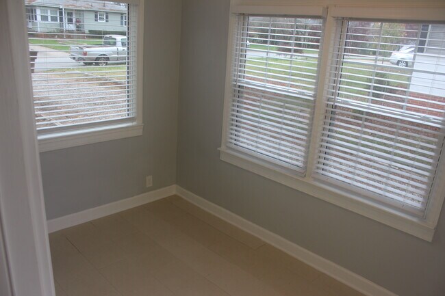 Foto del edificio - 2332 Albright Dr