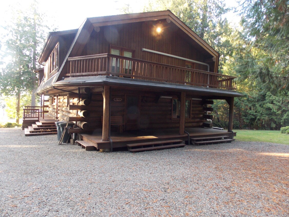 2022 201st Ave Ct NW, Lakebay, WA 98349 House Rental in Lakebay, WA