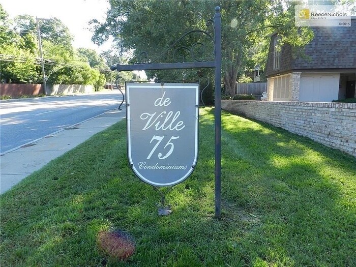 Primary Photo - 1 Bed and 1 Bath Condo in the heart of Pra...