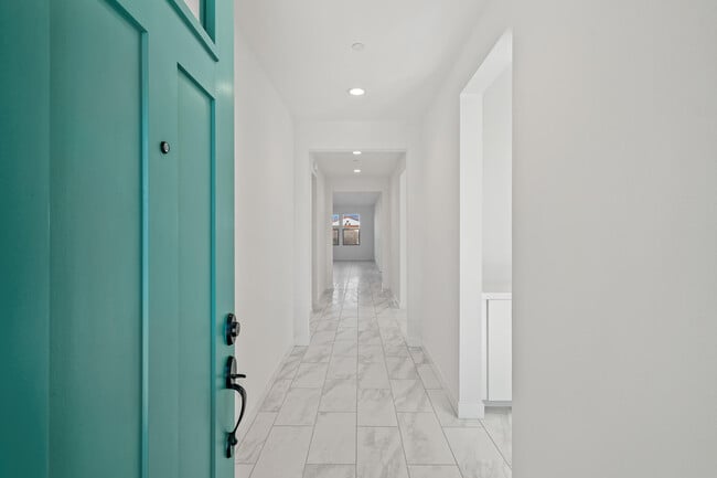 Foto del edificio - 73584 Henri Dr