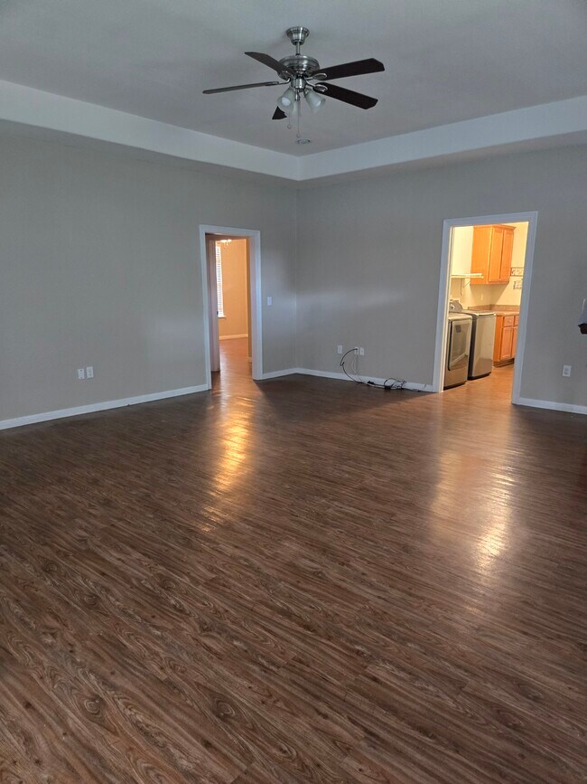 Foto del edificio - 1025 Porter St