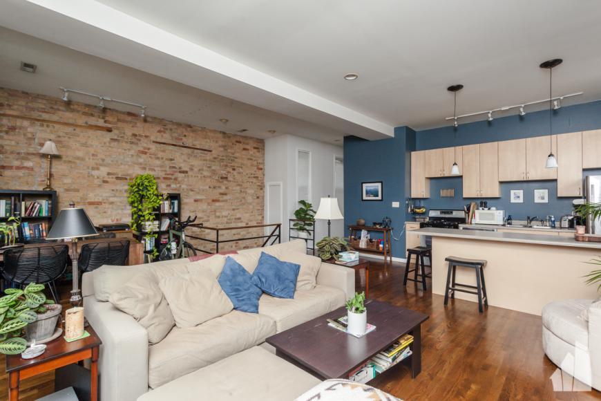 Foto principal - 2 bedroom in Chicago IL 60612