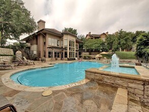 Building Photo - 6000 Shepherd Mountain Cove