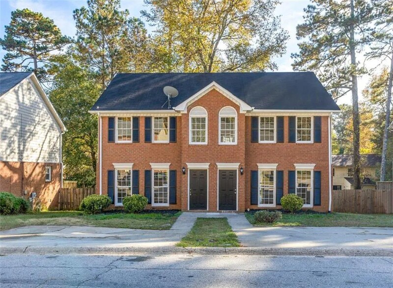 Primary Photo - 5232 Ridge Forest Dr