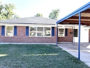 Building Photo - 4601 W 43rd St