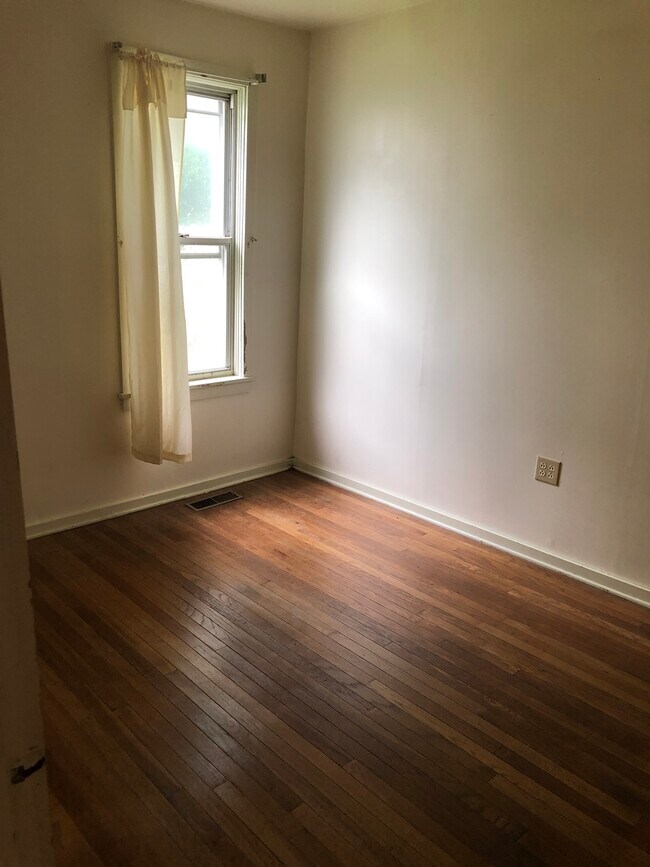 Dormitorio - 416 Wren Way