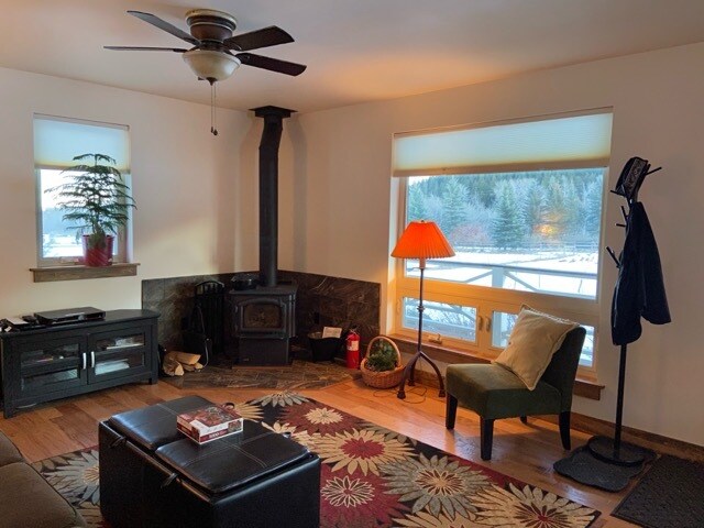 Foto del edificio - 13698 Cottonwood Canyon Rd