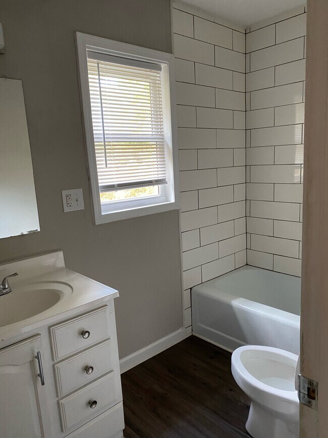Bathroom - 105 Meadowlark Dr