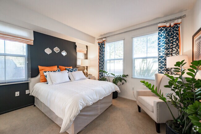 1 dormitorio, 1 baño, 679 pies cuadrados, dormitorio principal - Paseos at Montclair North