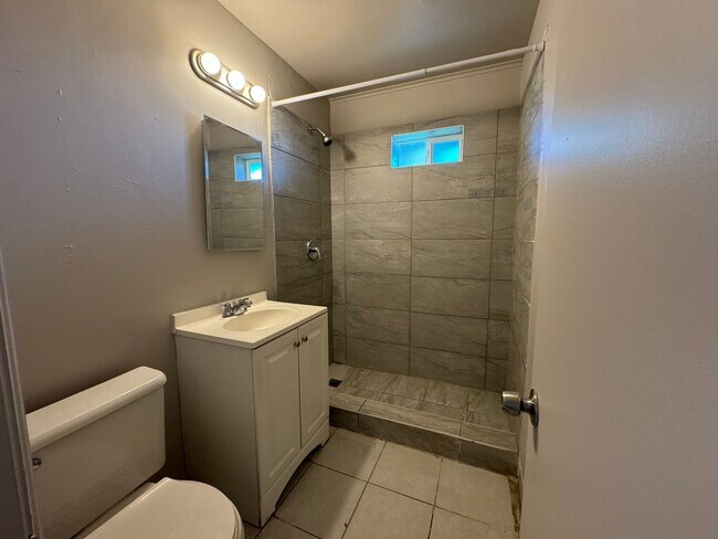 Photo - A610 Apartment