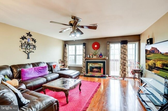 Foto del edificio - 1140 Oakcroft Ln