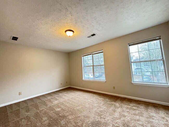 Foto del edificio - 1014 Huntington Trace-