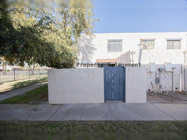 Foto del edificio - 5214 N 42nd Pkwy