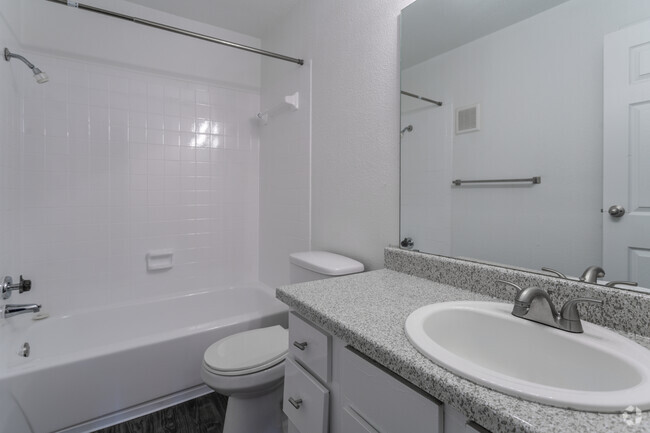 2HAB, 2BA - 936SF - The Poplar - Willow Tree Apartments