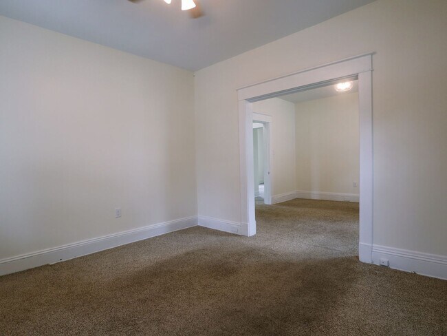 Foto del edificio - Affordable 2BR Home with Recent Updates – ...