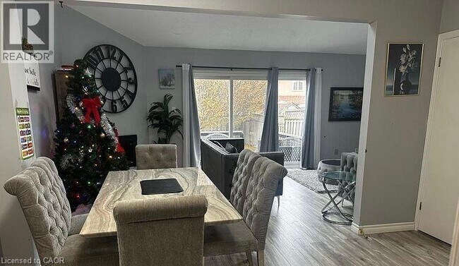 Building Photo - 21 Conestoga Rd