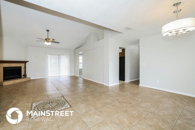 Building Photo - 2403 Covedale Ct