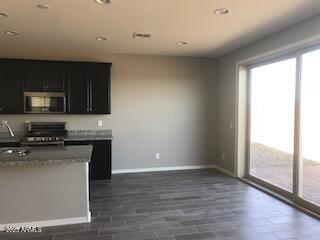 Foto del edificio - 9814 E Axle Ave