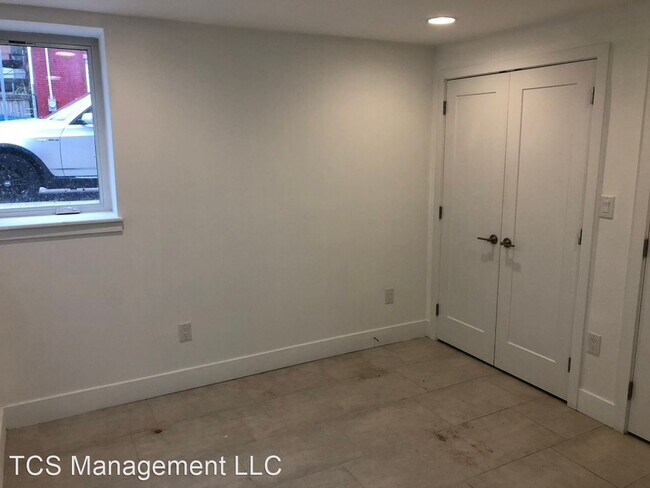 Foto del edificio - 3 br, 2 bath House - 2245 West Thompson St...