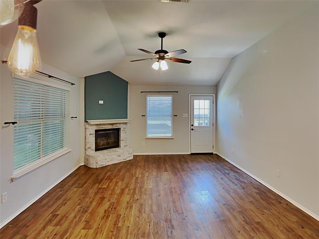 Foto del edificio - 3705 Fleetwood Dr