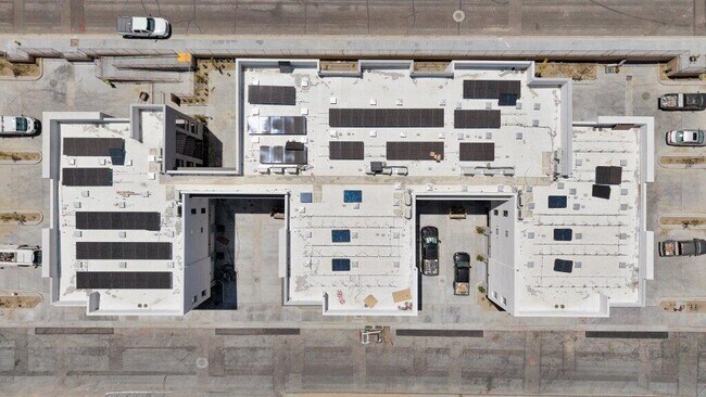 Foto del edificio - 68550 Grove St