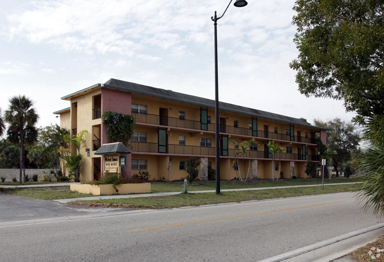 Oxford House Apartments Fort Myers, FL
