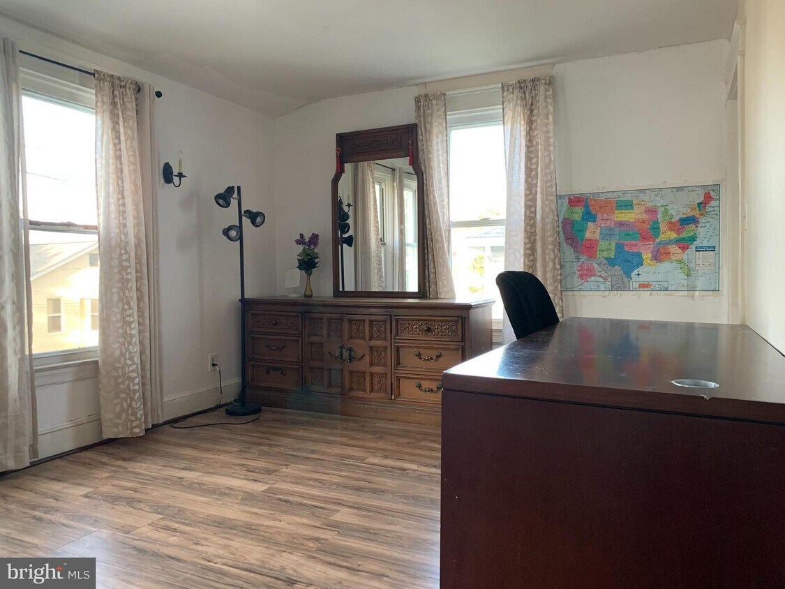 Foto principal - 1265 Vogt Ave
