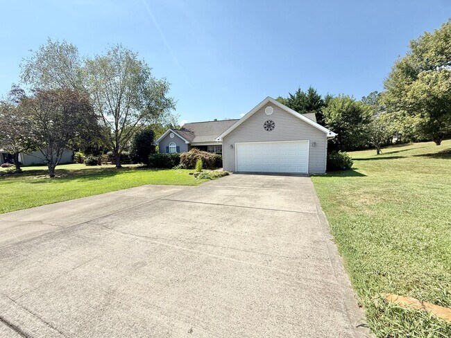 Foto del edificio - 821 Amburn Meadows Ln