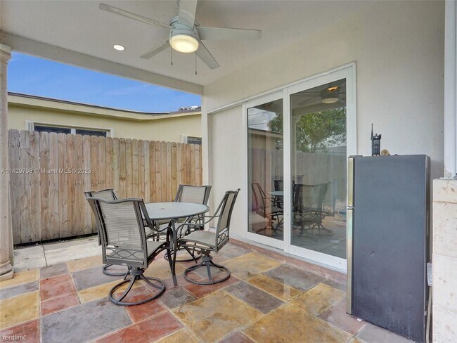 Building Photo - 3 br, 2 bath House - 7600 Grandview Blvd