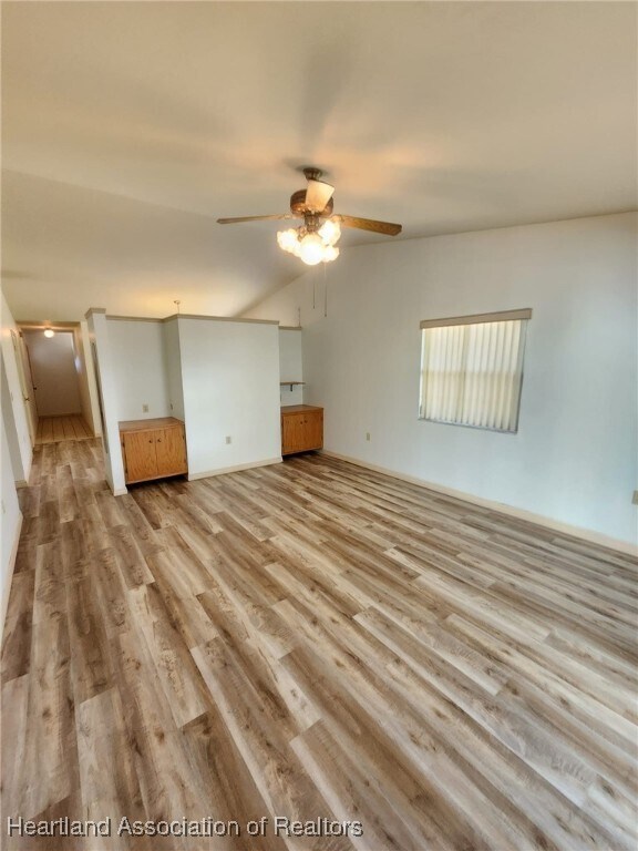 Foto del edificio - 4044 Leaf Rd