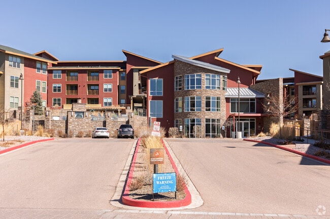 Building Photo - Cortland Powers North II
