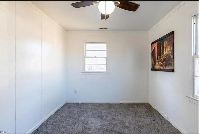 Foto del edificio - 769 Denison Ave